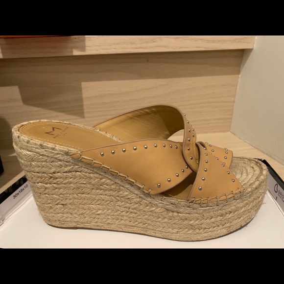 Marc Fisher Wedges - Picture 1 of 4